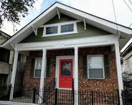 Building Photo - 2930 Louisiana Ave