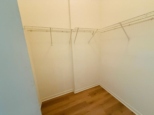 Building Photo - Beautiful Two Bedroom, Two Bath Condo For Rent in New Tampa!