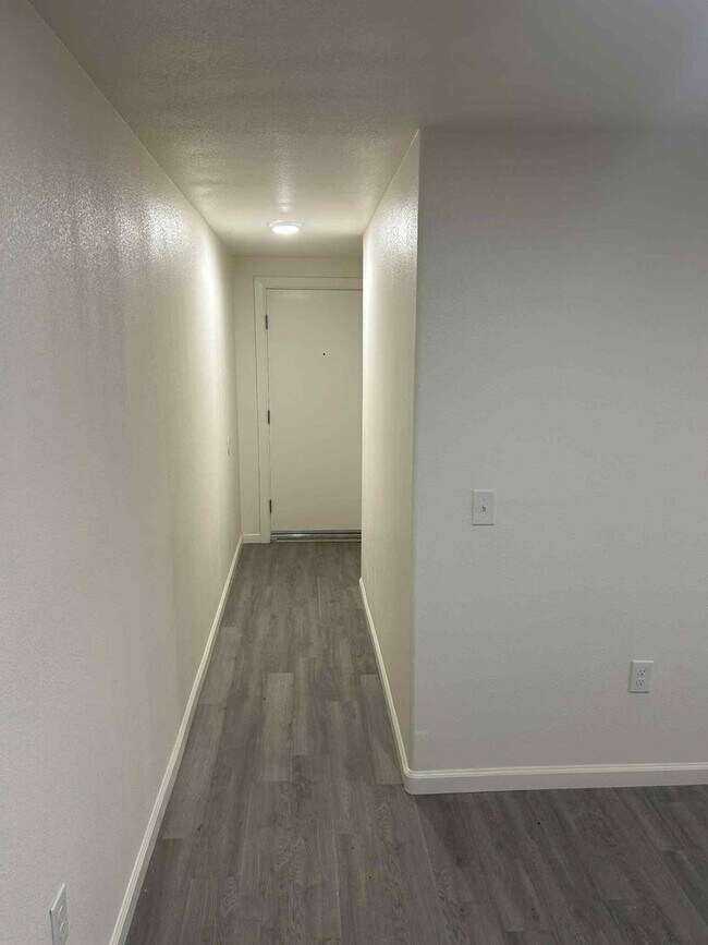 Building Photo - Luis A Ceballos