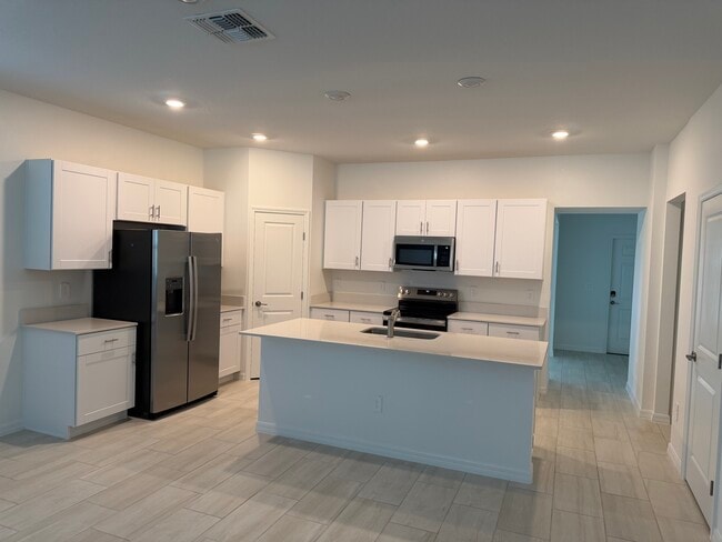 Building Photo - 10837 Littleton Isle Dr