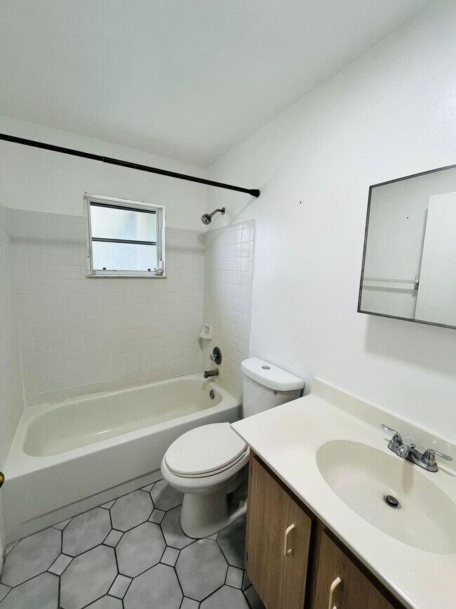 Building Photo - 5855 Timber Valley Dr