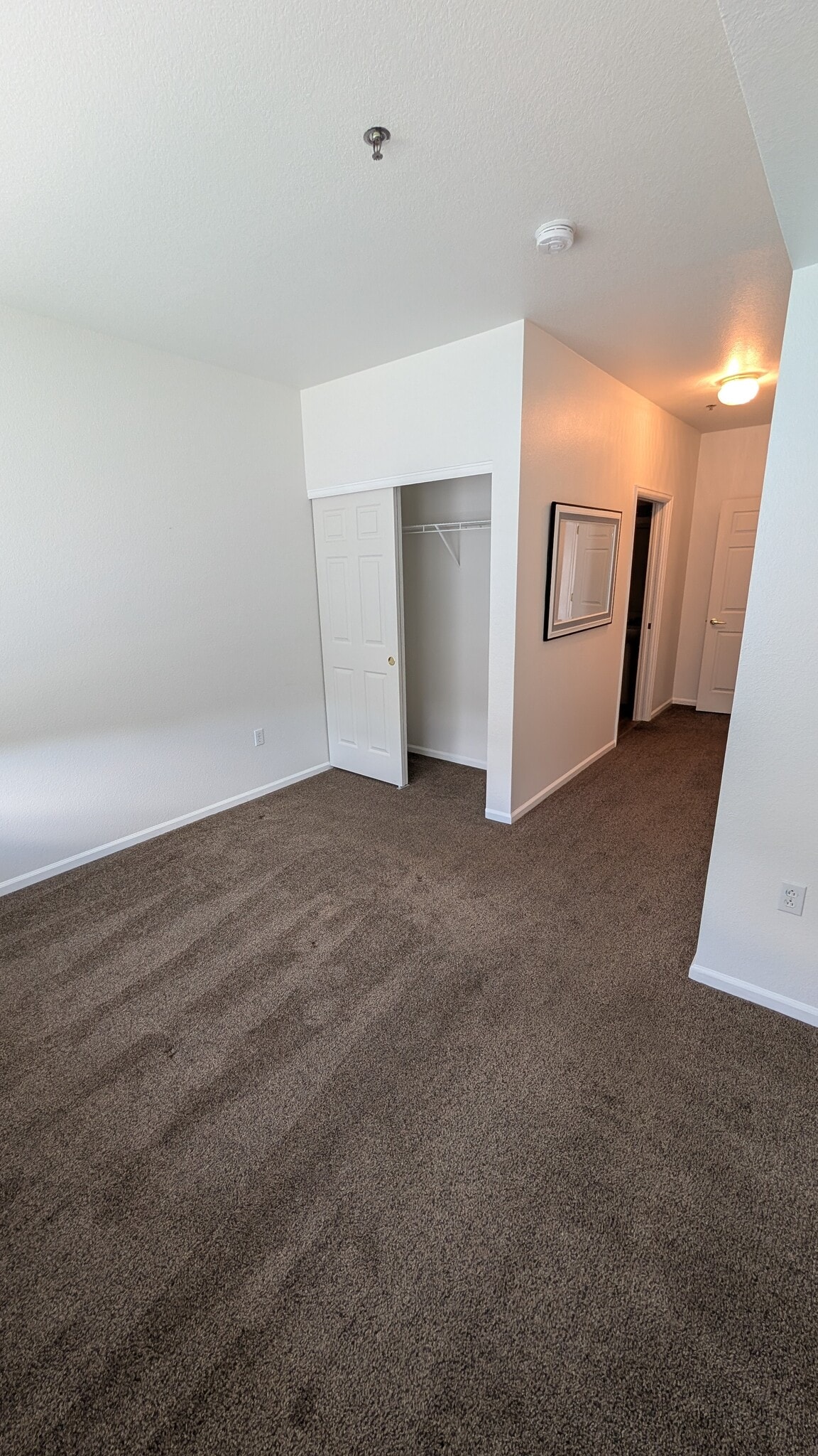 Building Photo - 2894 W Riverwalk Cir