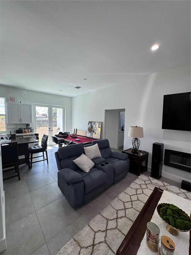 Building Photo - 5012 Gunn Pl