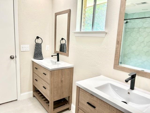 Building Photo - 2716 Glencliff Dr