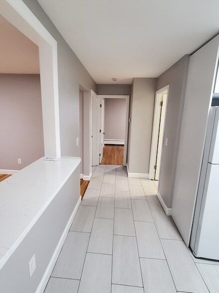 Building Photo - 433 B Sea St