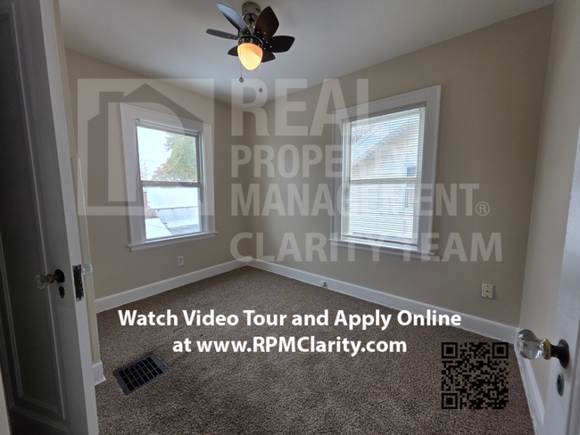 Building Photo - Available Today! 3 Bed/1.5 Bath Five Point...