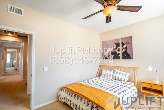 Building Photo - Spacious 5-Bedroom Home with Pool & Spa in...