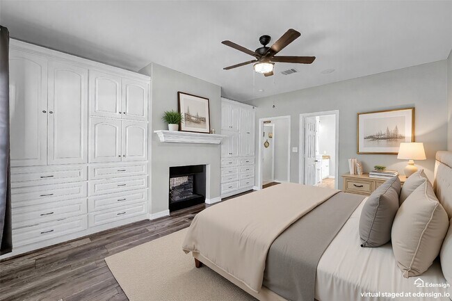 Building Photo - 12394 Pebble View Dr