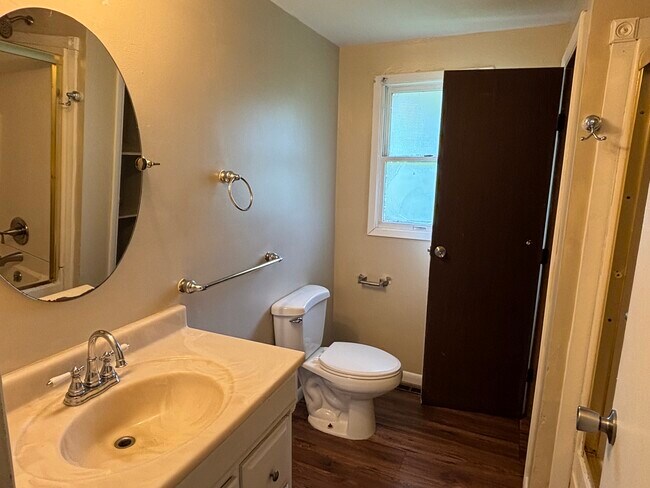 Building Photo - 5 Shawnee Acres Cir