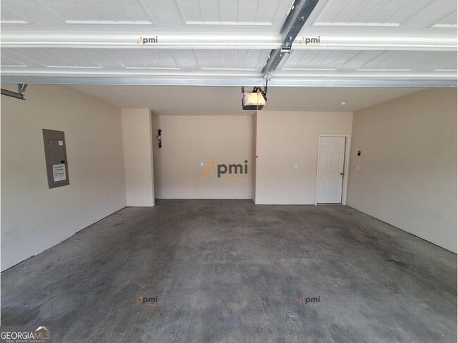Building Photo - 110 Foley Dr