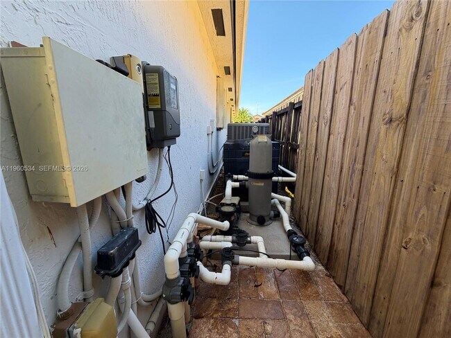 Building Photo - 7971 NW 186th Terrace