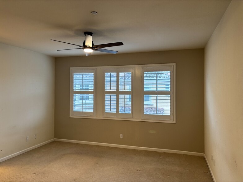 Building Photo - 3339 Monaghan St