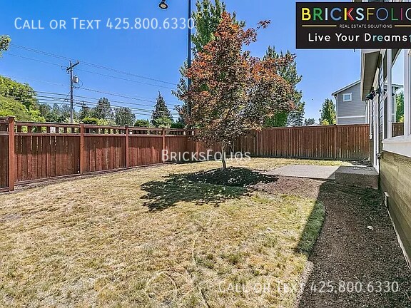 Building Photo - 814 Mount Baker Pl NE