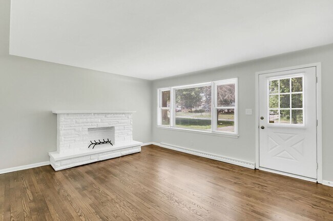 Building Photo - Charming 3-Bedroom Rental Home in Austintown