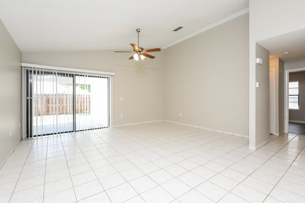 Building Photo - 10420 Cresto Delsol Cir