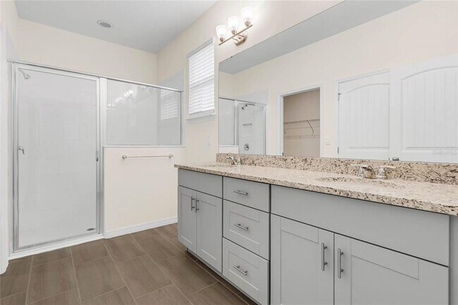 Building Photo - 11150 Sound Shr Dr