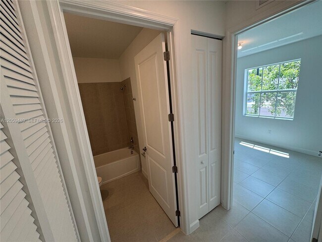 Building Photo - 13664 Jubilee Ln