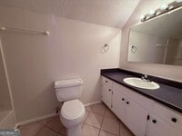 Building Photo - 4825 Red Oak Dr