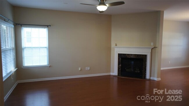 Building Photo - 12027 Stratfield Pl Cir