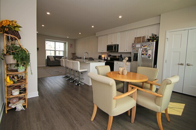 Building Photo - 4508 Fountainbridge Ct