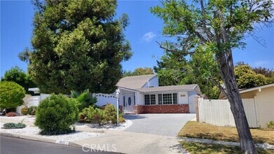 Building Photo - 1842 El Rey Rd