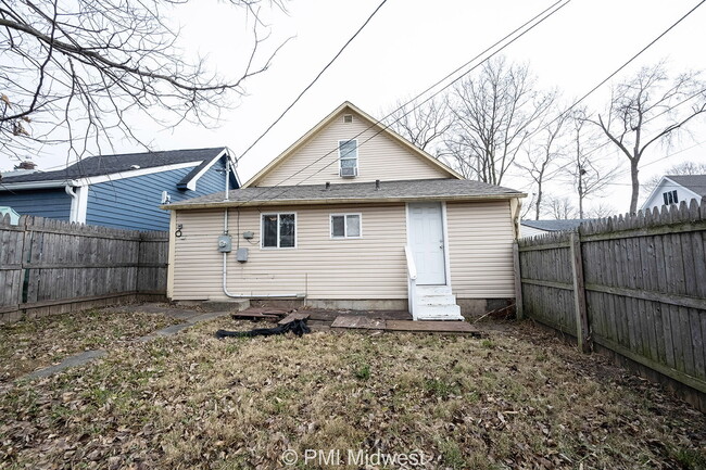 Building Photo - 1210 Dawson St