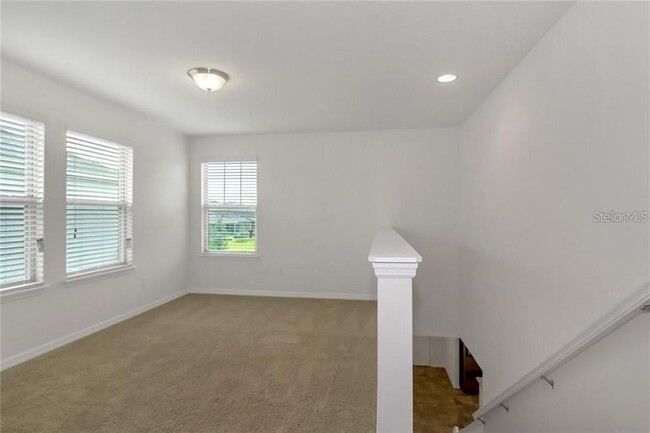 Building Photo - 16242 Outlook Shore Alley