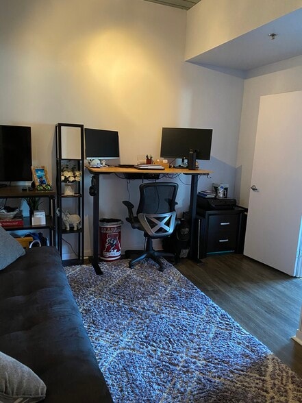 Building Photo - 620 Glen Iris Dr NE