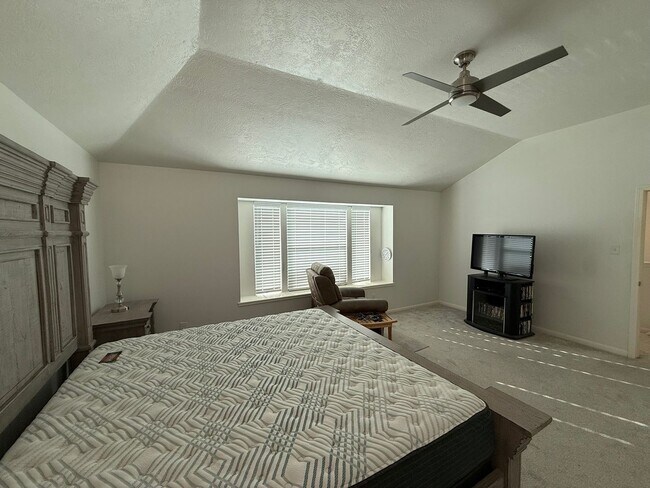 Building Photo - 2722 Springstone Dr