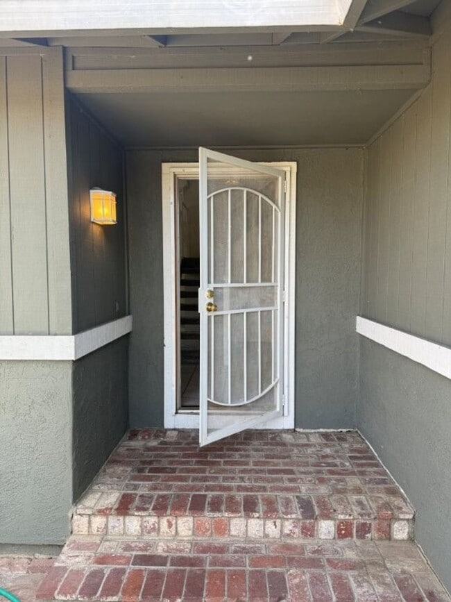 Building Photo - 1003 Blackspur Ct