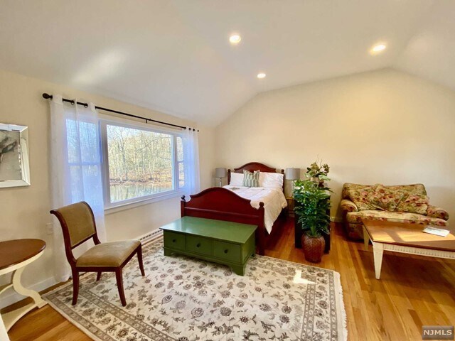 Building Photo - 28 Turners Lake Dr