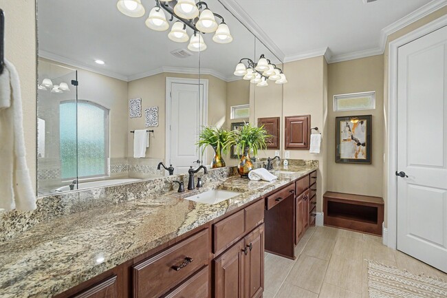 Building Photo - 714 Old Oyster Trail