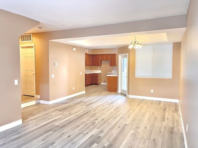 Building Photo - Three Story Four Bedroom 2.5 Bathroom Condo for lease $3,095