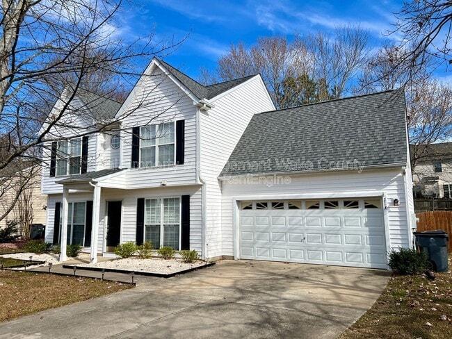 Primary Photo - 213 Piney Woods Ln
