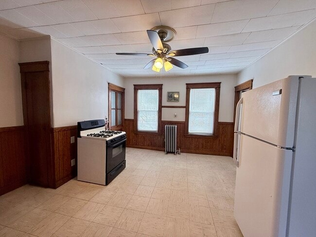 Building Photo - 96 Courtland St