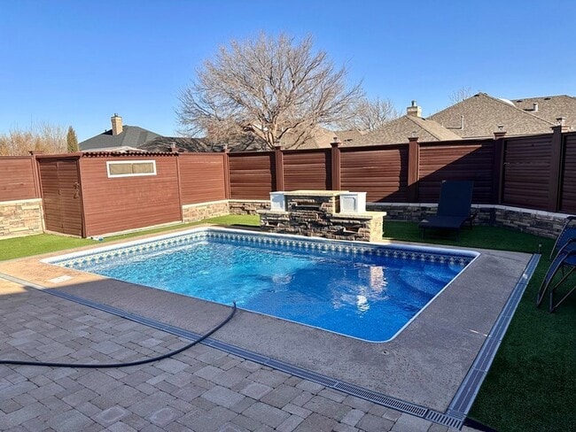 Building Photo - 5205 Greathouse Ave