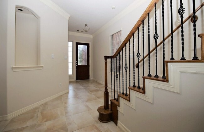 Building Photo - 13315 Olive Trce