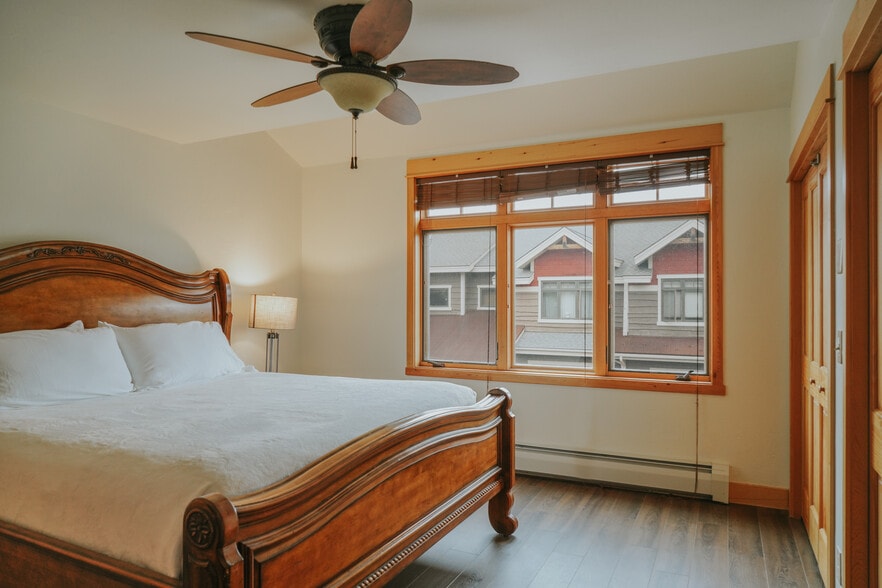 Building Photo - 20 Limber Pine Pl