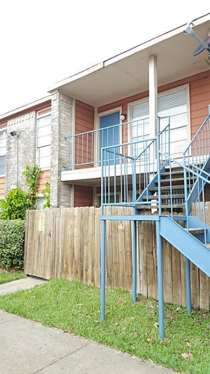 Building Photo - 6200 Ranchester Dr