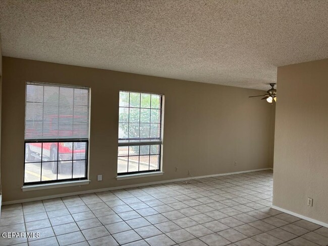 Building Photo - 2025 Amy Sue Dr