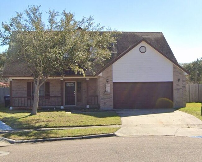 Building Photo - *No Application Fee*