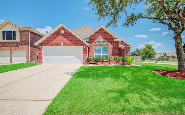 Building Photo - 802 Childers Ct