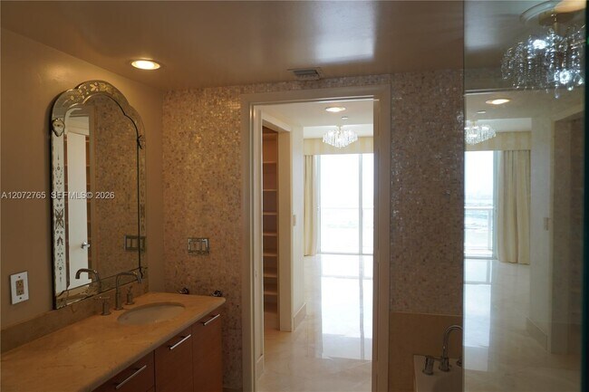 Building Photo - 50 Biscayne Blvd