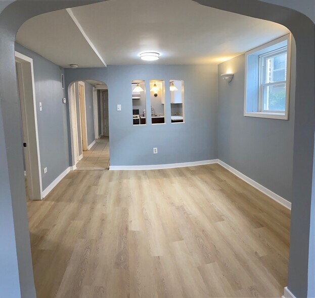 Building Photo - 3755 S Winchester Ave