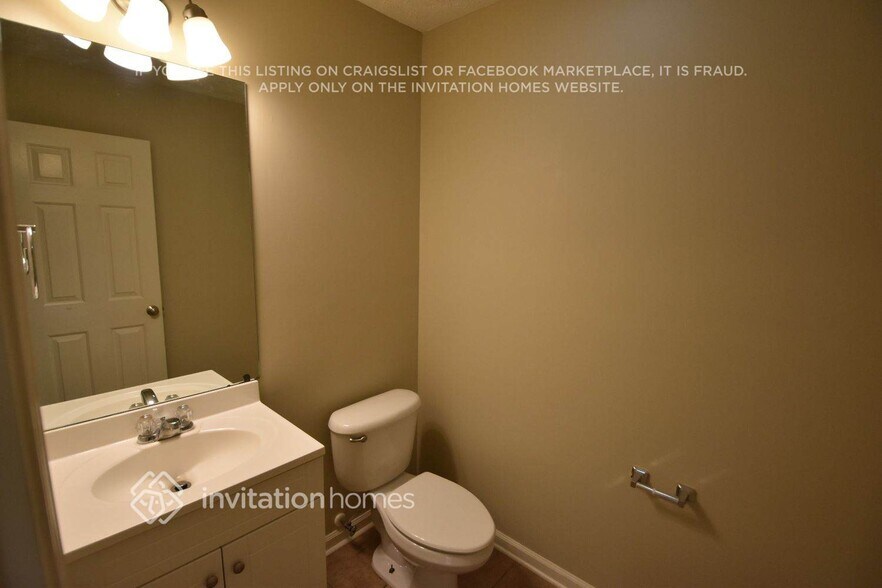 Building Photo - 214 Weatherstone Pointe Dr
