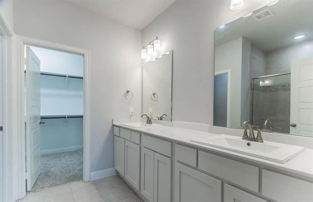 Building Photo - 12927 Couture Dr