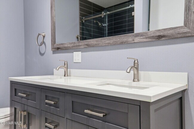 Building Photo - 30845 Catarina Dr