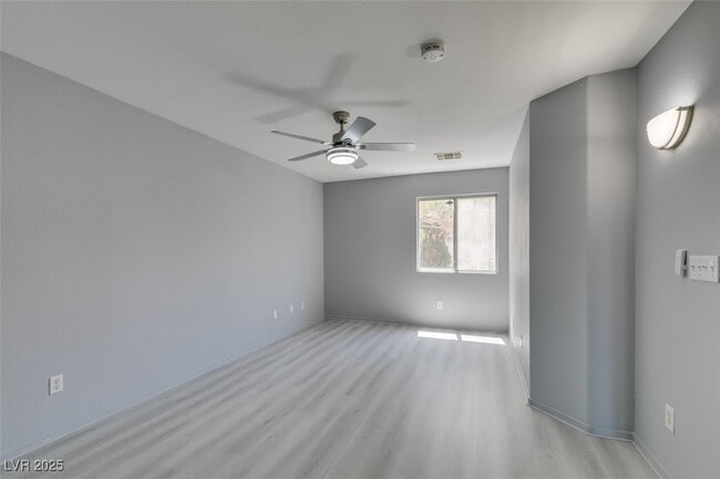 Building Photo - 803 Binbrook Dr