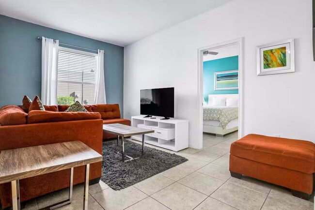 Building Photo - 4140 Oak Tree Dr