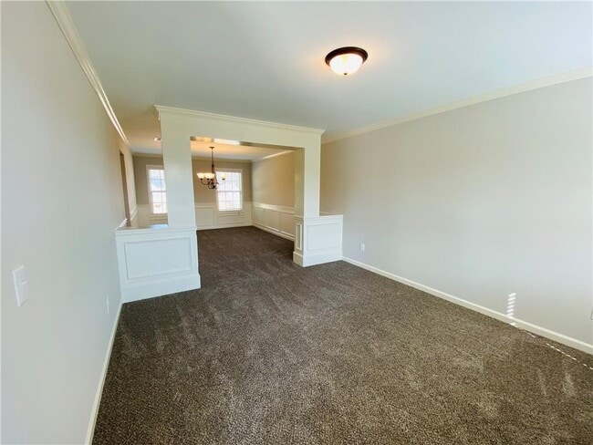 Building Photo - 1825 Miller Lake Dr